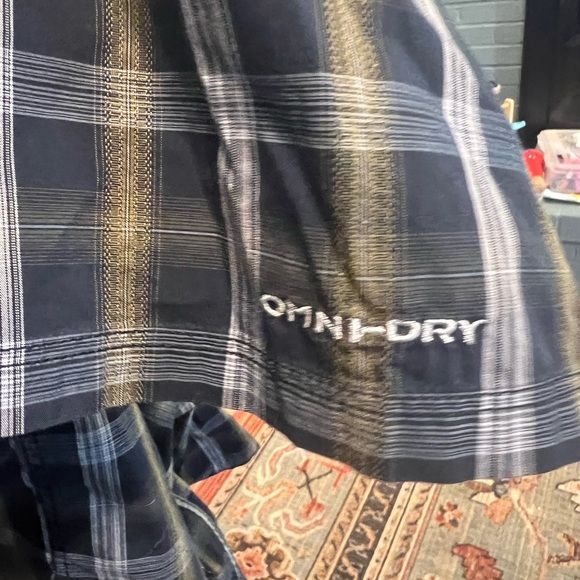 Columbia Omni-Dry Short Sleeve Button Down- Men’s Shirt Large - Picture 4 of 4